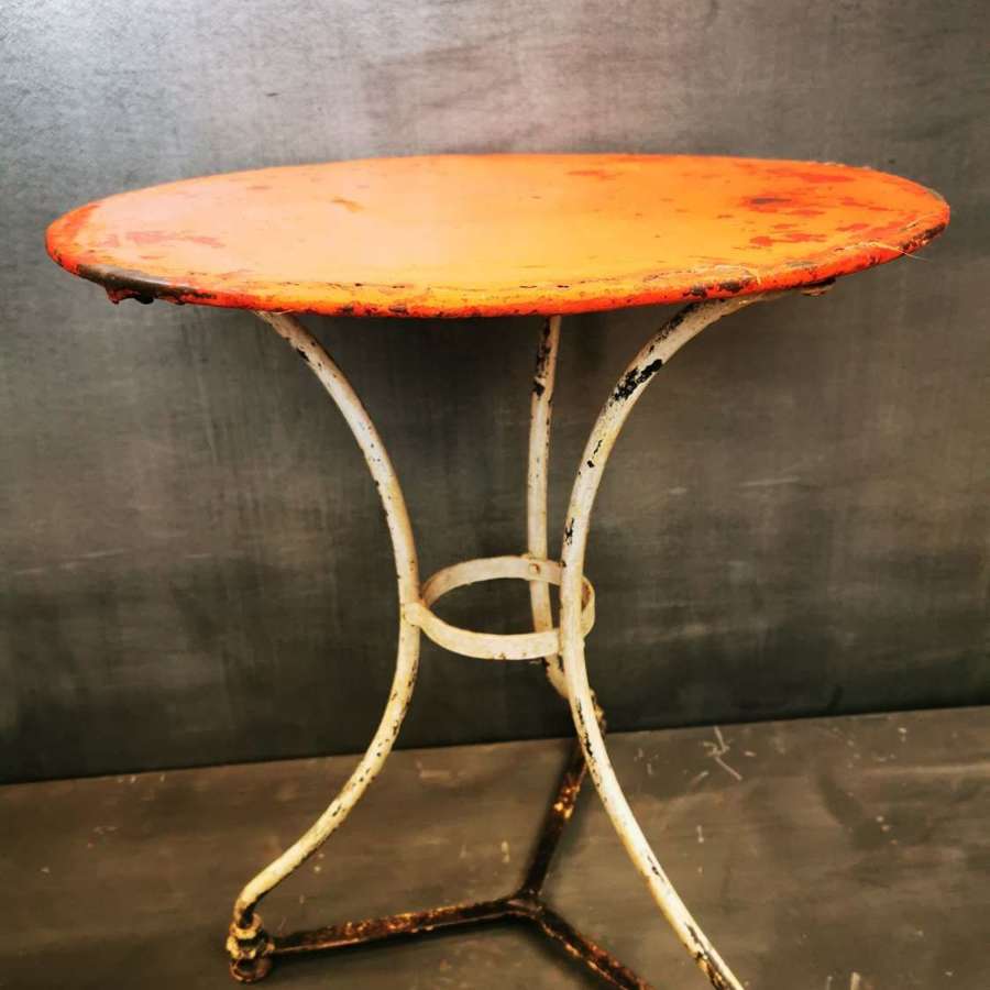 Vintage ARRAS table