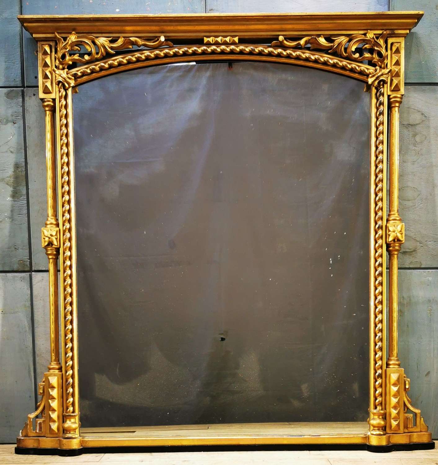 A fine quality gilt gesso overmantel Mirror